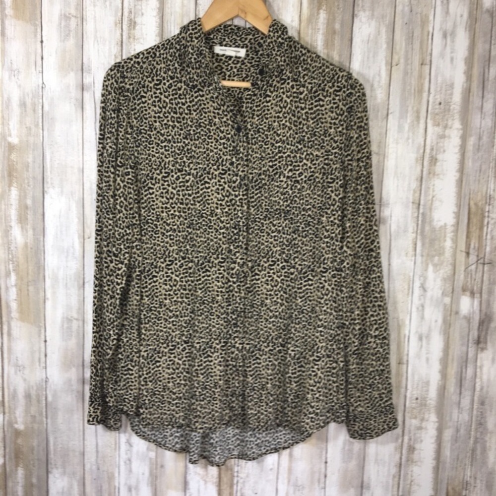 Beach Lunch Lounge Leopard Print Button Down